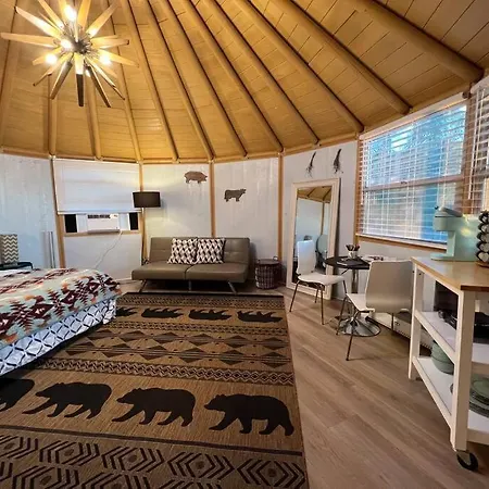 Glamping-Sky Dome Yurt-Tiny House-2 By Lavenders Field Villa
